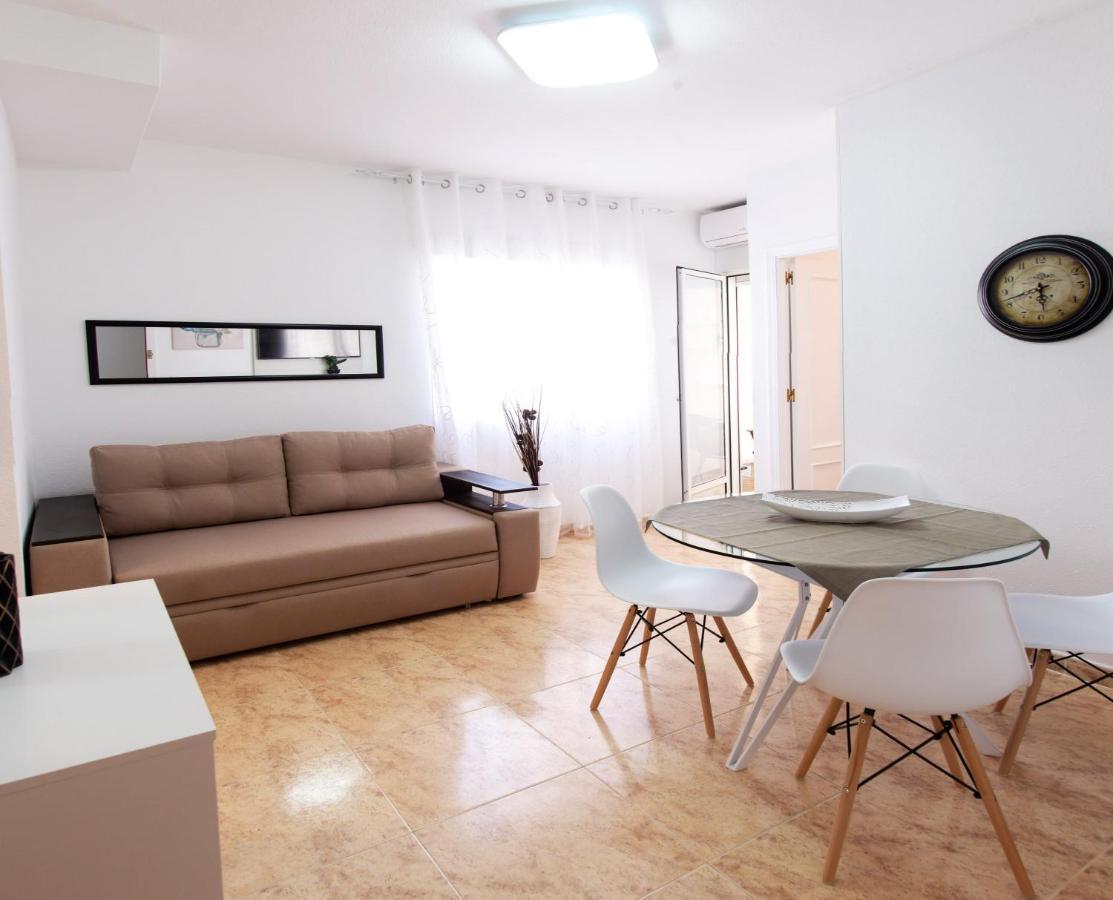 Holiday Suite Caballero De Rodas 92 Торевьиа Экстерьер фото