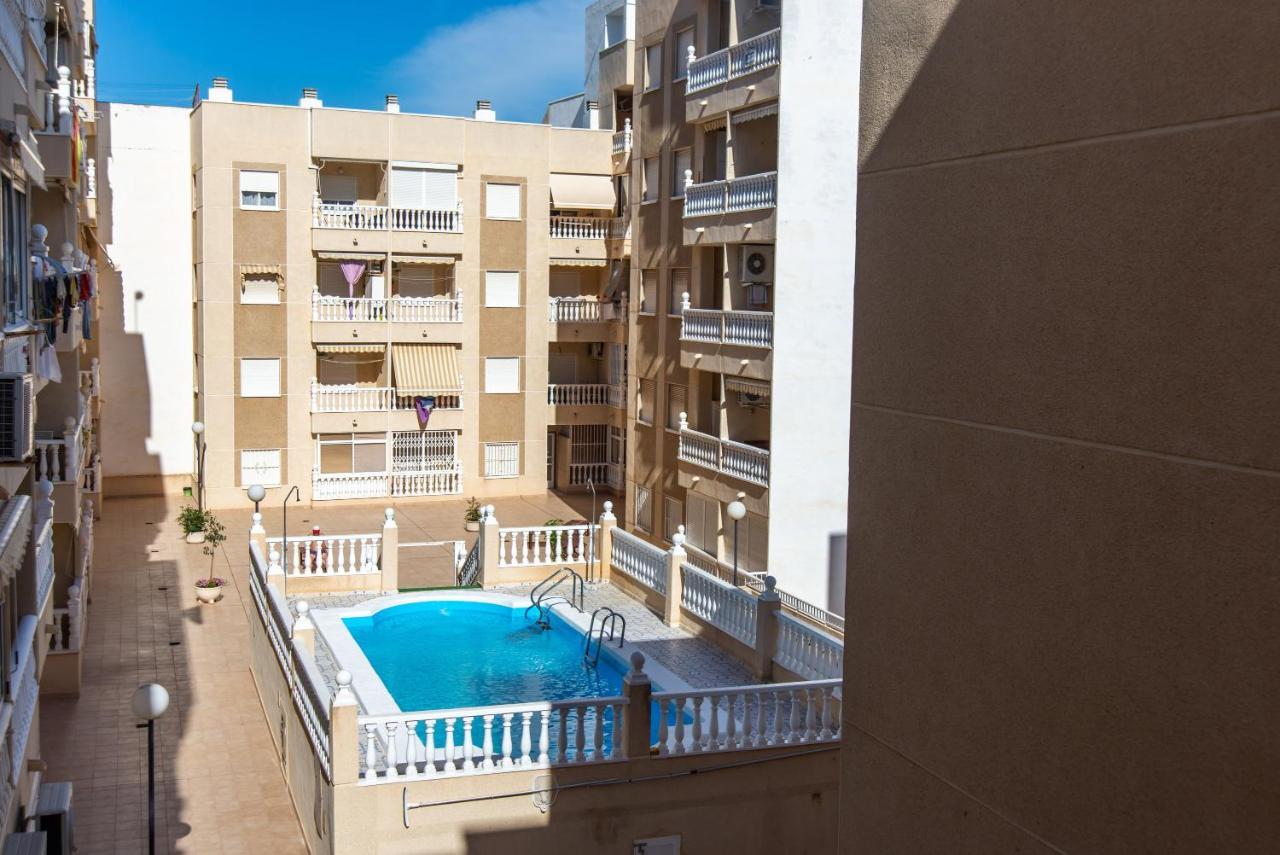 Holiday Suite Caballero De Rodas 92 Торевьиа Экстерьер фото