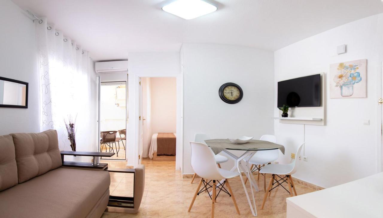 Holiday Suite Caballero De Rodas 92 Торевьиа Экстерьер фото